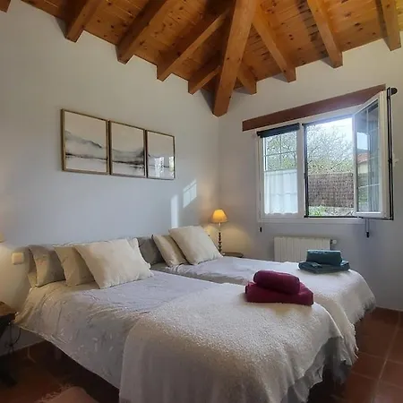 Casa Mar Con Jardin En Noja, Isla, Arnuero